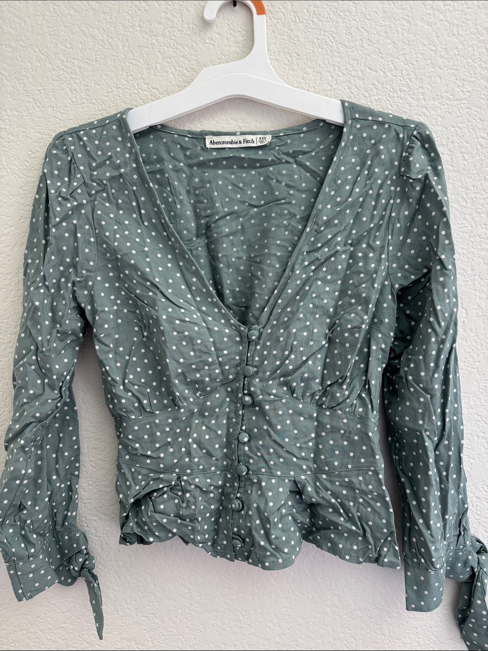 Abercrombie & Fitch Sage Green Polka Dot V-Neck Button Blouse